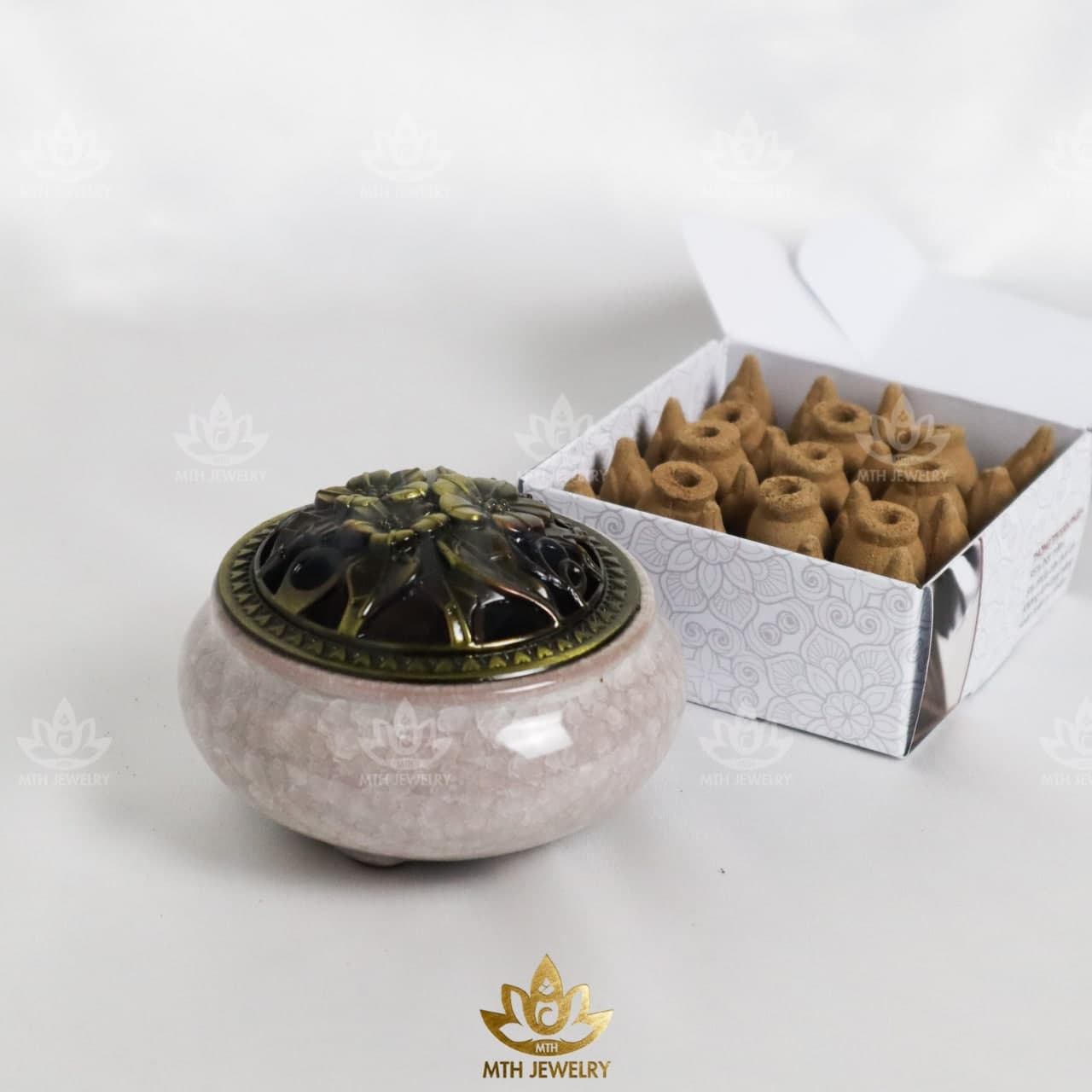 NHANG NỤ TRẦM HƯƠNG - MỘC TRẦM HƯƠNG - TRẦM HƯƠNG NGUYÊN CHẤT 100% (2) NHANG NỤ TRẦM HƯƠNG - MỘC TRẦM HƯƠNG - TRẦM HƯƠNG NGUYÊN CHẤT 100% (2)