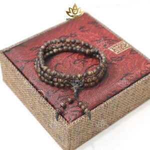 vong-tay-tram-huong-108-sanh-chim-kem-hop