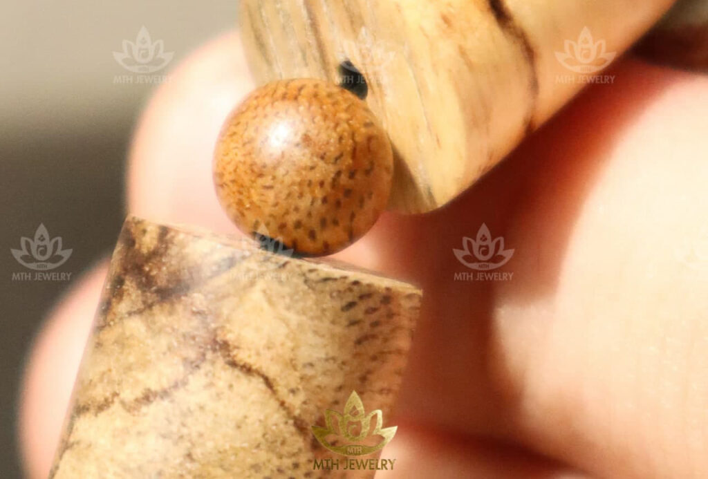 top 3 cach bao quan vong tram huong (3)