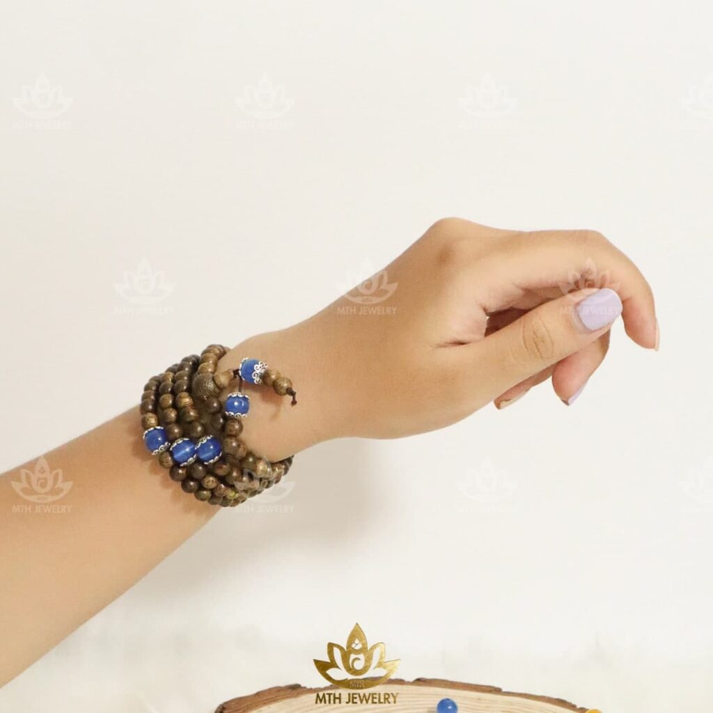 top 5 vong tram cho nguoi menh thuy thumb