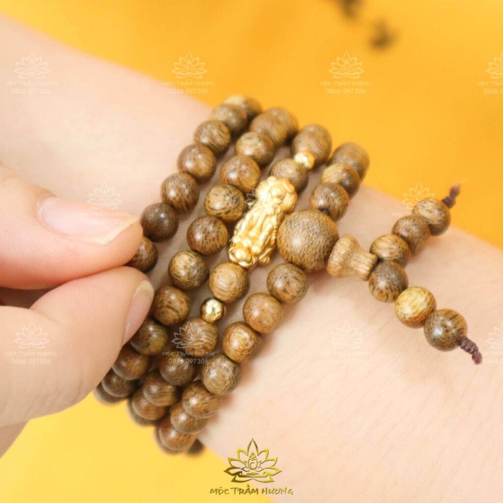 top 5 vong tram huong cho nguoi menh tho