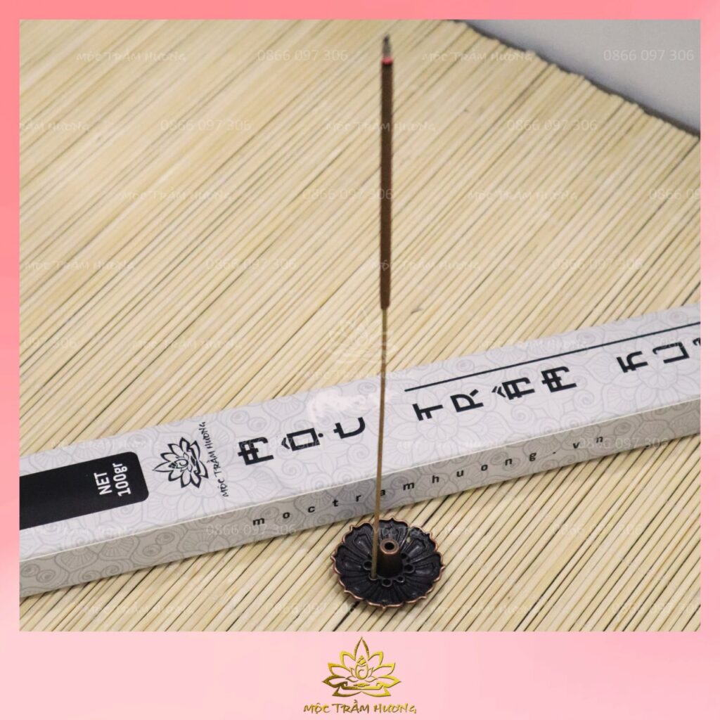 THẮP NHANG TRẦM HƯƠNG HẰNG NGÀY - LỢI HAY HẠI