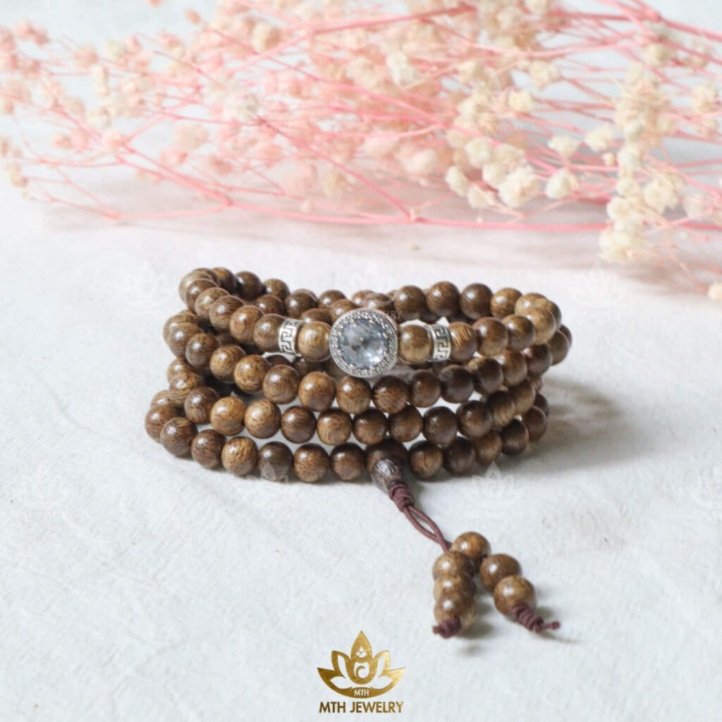 top-10-loai-da-phong-thuy-cho-nguoi-menh-thuy