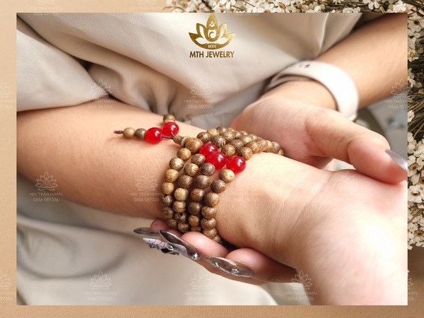 top-5-vong-phong-thuy-menh-hoa