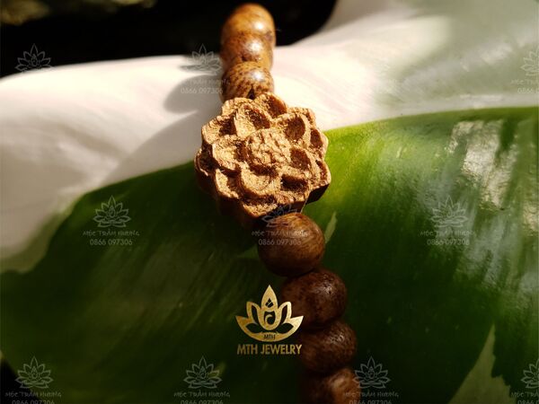 vai-net-dac-trung-ve-vong-tram-huong-108-hat-mix-charm-sen-go-3