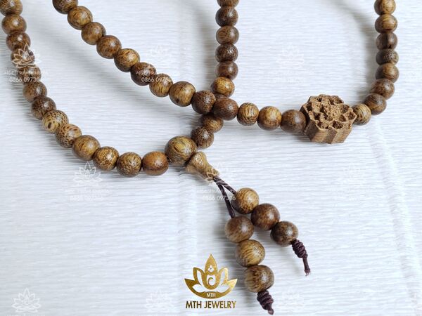 vai-net-dac-trung-ve-vong-tram-huong-108-hat-mix-charm-sen-go-4