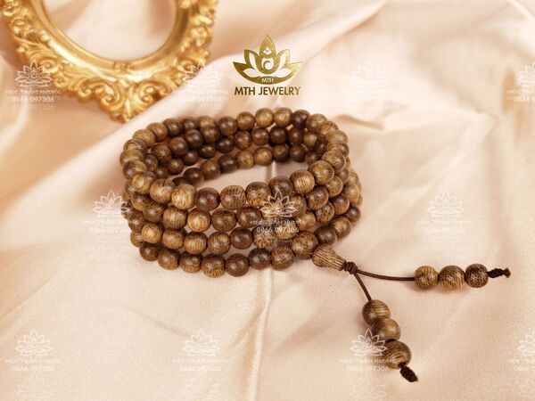 cac-loai-vong-tay-tram-huong-cao-cap-hien-nay