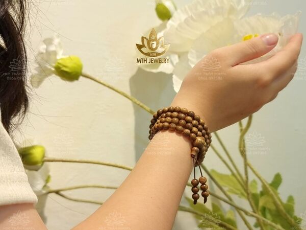 cach-bao-quan-vong-tram-huong-khi-mua-mua-den-1