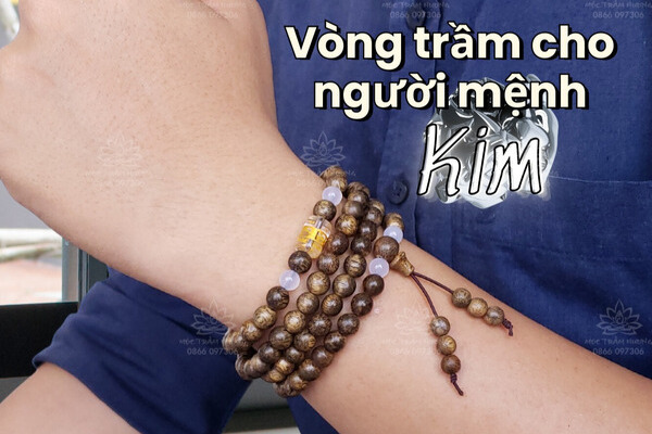 vong-tay-tram-huong-hop-menh-gi-va-hop-tuoi-nao-1