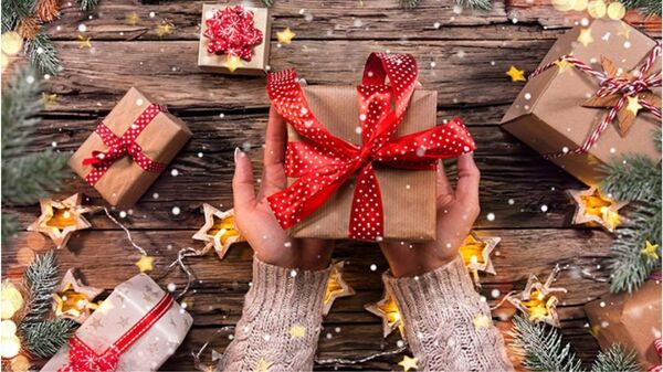 top-5-mon-qua-giang-sinh-doc-dao-y-nghia-ai-cung-thich